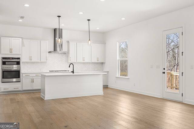 239 East Harbor Drive, Dawsonville, GA 30534