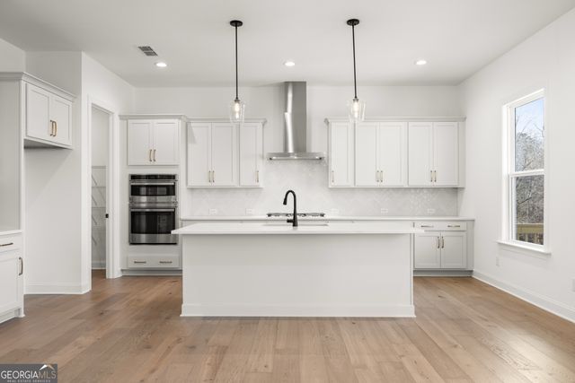 239 East Harbor Drive, Dawsonville, GA 30534