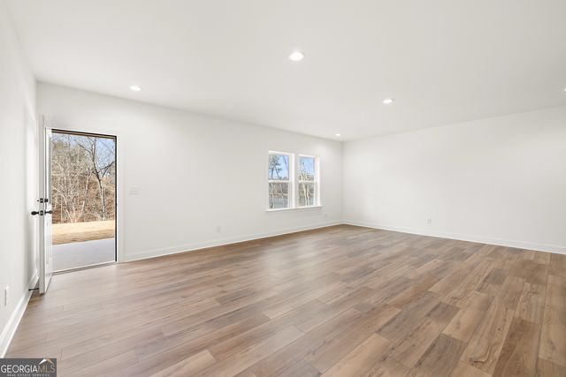 239 East Harbor Drive, Dawsonville, GA 30534