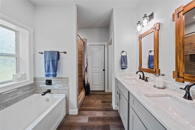 6956 Fm 36 S, Quinlan, TX 75474