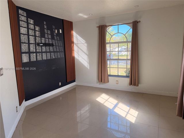 2804 NW 7th Ct 2804, Fort Lauderdale, FL 33311