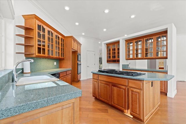 12540 Beaver Dr, Grass Valley, CA 95945