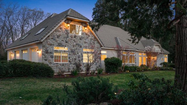 12540 Beaver Dr, Grass Valley, CA 95945