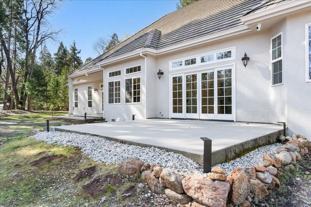 12540 Beaver Dr, Grass Valley, CA 95945