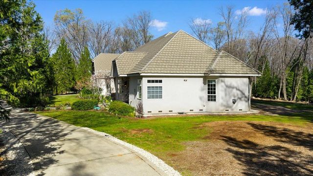 12540 Beaver Dr, Grass Valley, CA 95945