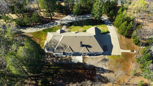 12540 Beaver Dr, Grass Valley, CA 95945