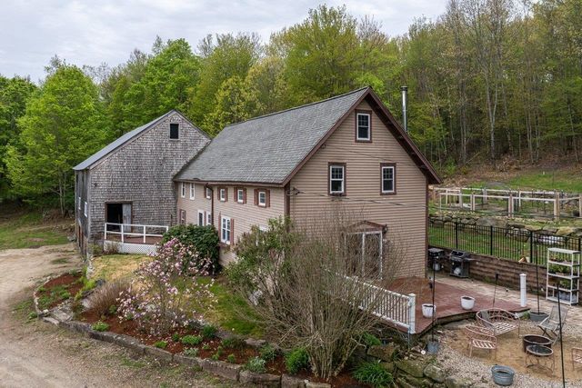 236 Tolend Road, Barrington, NH 03825