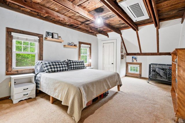 236 Tolend Road, Barrington, NH 03825