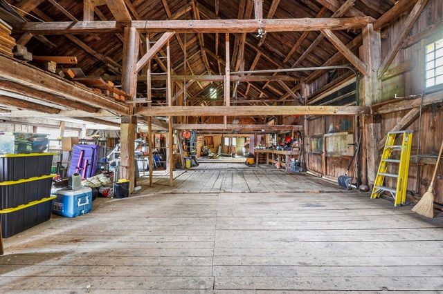 236 Tolend Road, Barrington, NH 03825
