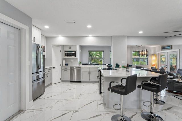 6245 WARREN AVE, New Port Richey, FL 34653