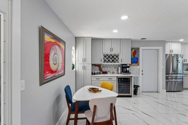 6245 WARREN AVE, New Port Richey, FL 34653