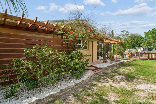 6245 WARREN AVE, New Port Richey, FL 34653