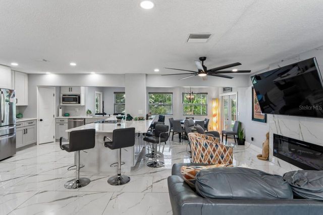 6245 WARREN AVE, New Port Richey, FL 34653
