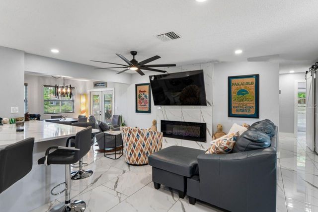 6245 WARREN AVE, New Port Richey, FL 34653