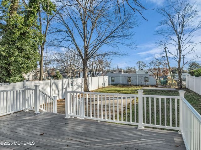 253 S Pearl Street S B, Red Bank, NJ 07701