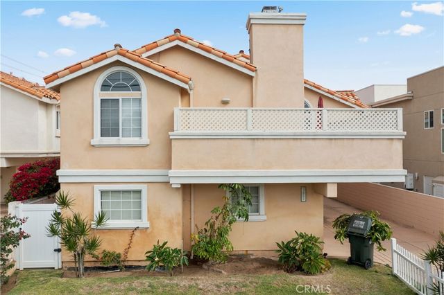 2517 Rockefeller B, Redondo Beach, CA 90278