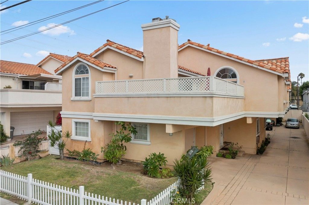 2517 Rockefeller B, Redondo Beach, CA 90278