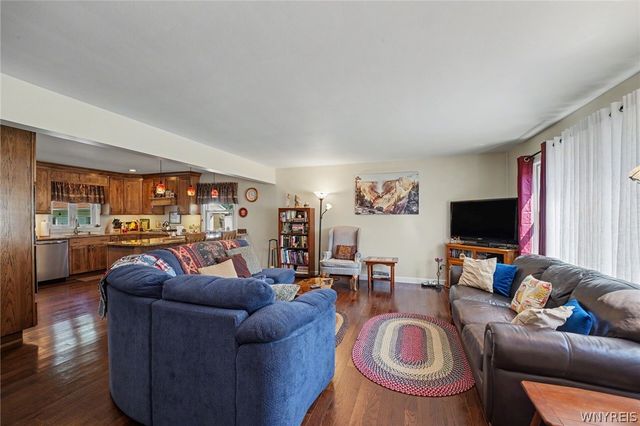 100 Wayne Avenue, Amherst, NY 14228