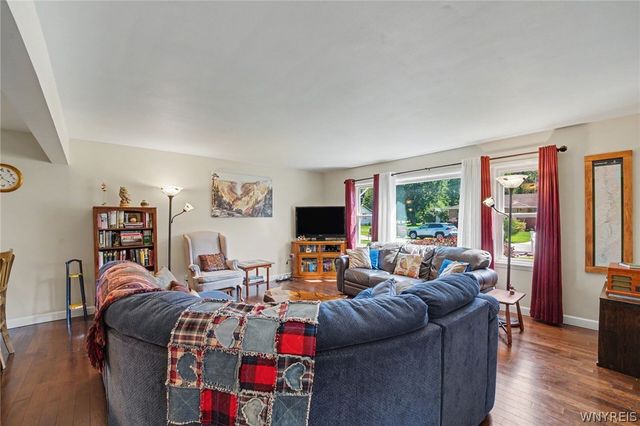 100 Wayne Avenue, Amherst, NY 14228