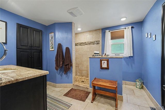 100 Wayne Avenue, Amherst, NY 14228