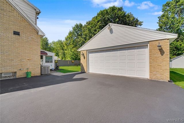 100 Wayne Avenue, Amherst, NY 14228