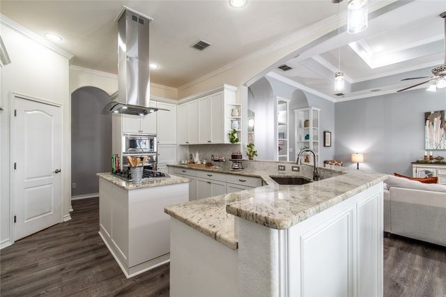 5517 Crossridge Dr, Corpus Christi, TX 78413