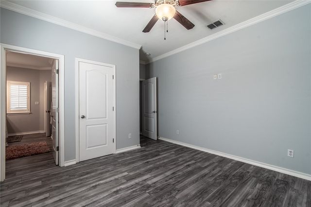 5517 Crossridge Dr, Corpus Christi, TX 78413
