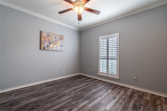 5517 Crossridge Dr, Corpus Christi, TX 78413