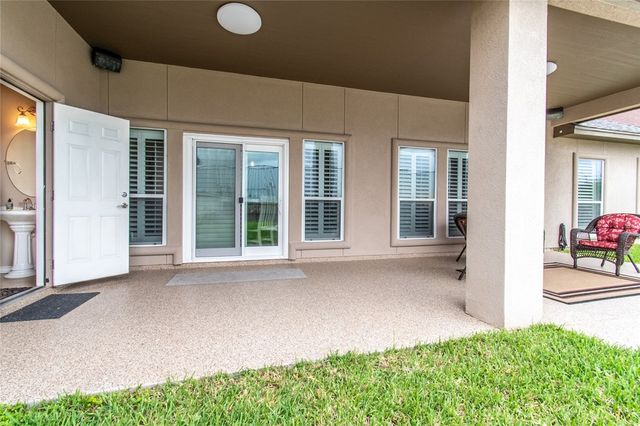 5517 Crossridge Dr, Corpus Christi, TX 78413