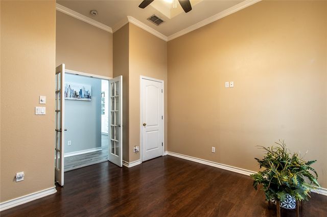 5517 Crossridge Dr, Corpus Christi, TX 78413