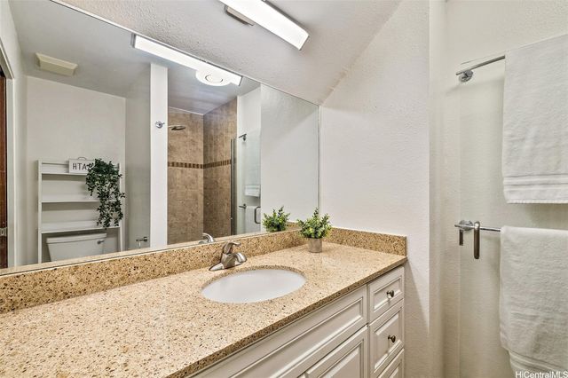 46-033 Aliianela Place 1911, Kaneohe, HI 96744