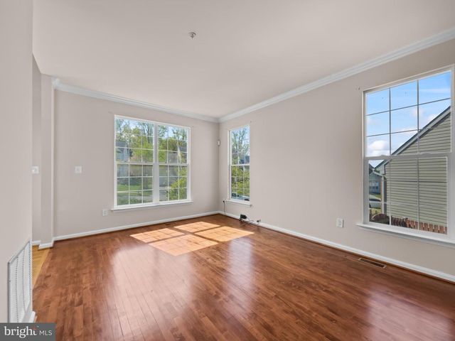 7712 BLUE POINT AVE, Beltsville, MD 20705