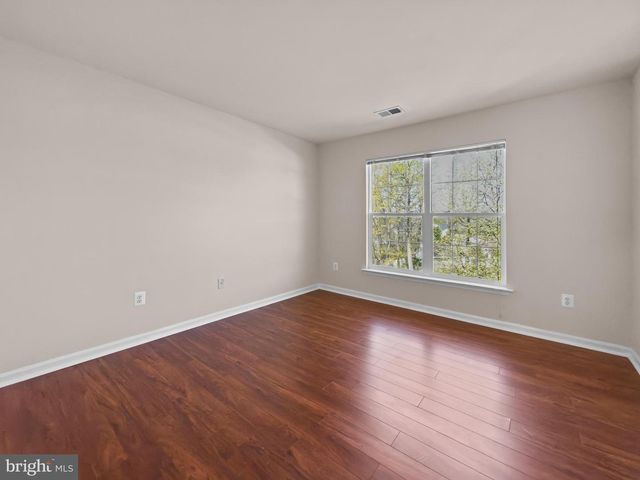 7712 BLUE POINT AVE, Beltsville, MD 20705