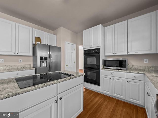 7712 BLUE POINT AVE, Beltsville, MD 20705