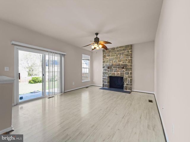 7712 BLUE POINT AVE, Beltsville, MD 20705