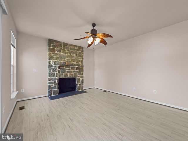 7712 BLUE POINT AVE, Beltsville, MD 20705