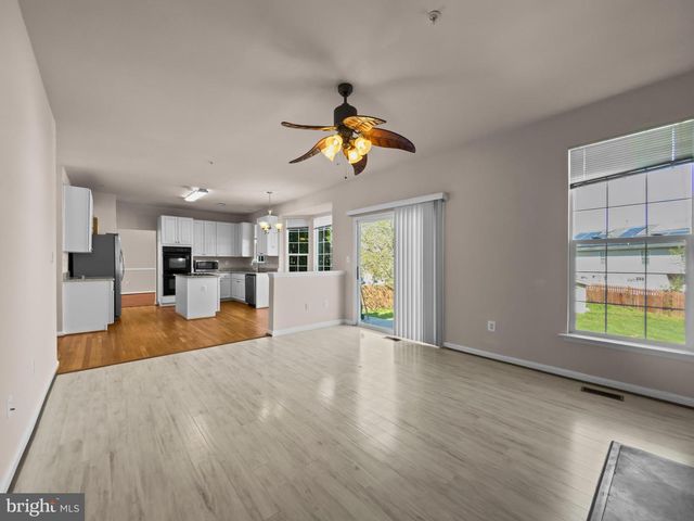 7712 BLUE POINT AVE, Beltsville, MD 20705