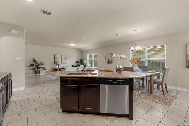 8750 Fischer Falls, San Antonio, TX 78254