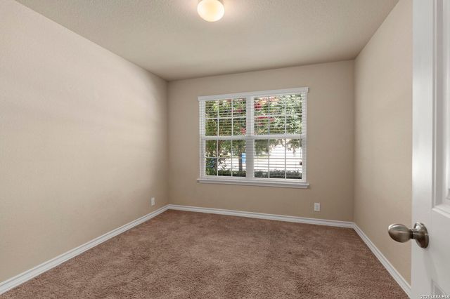 8750 Fischer Falls, San Antonio, TX 78254