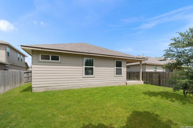 8750 Fischer Falls, San Antonio, TX 78254