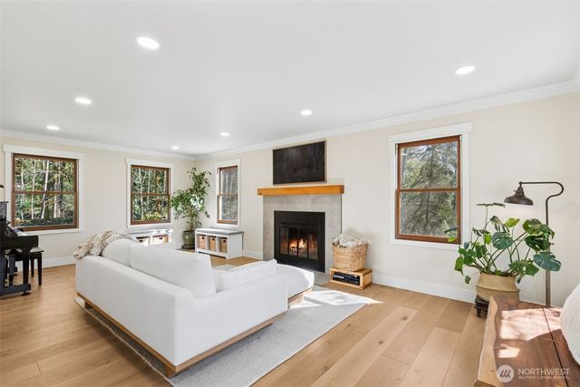 7238 Lakemont Boulevard SE, Bellevue, WA 98006