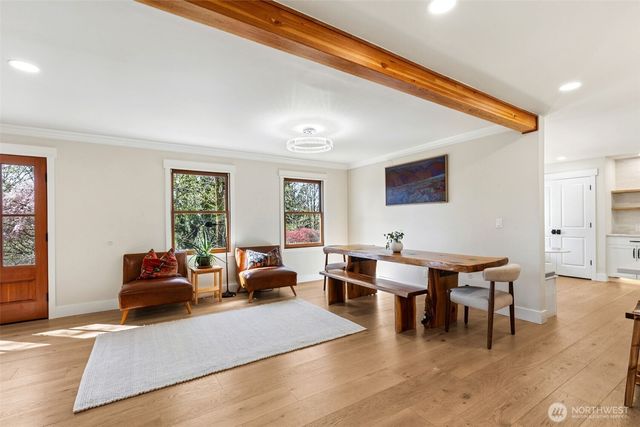 7238 Lakemont Boulevard SE, Bellevue, WA 98006