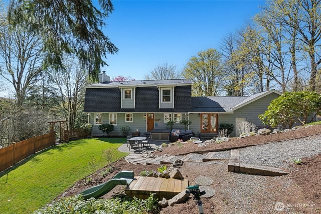 7238 Lakemont Boulevard SE, Bellevue, WA 98006