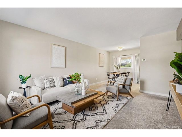 3041 S Glencoe St, Denver, CO 80222