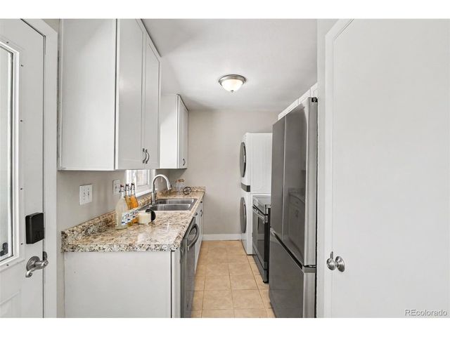 3041 S Glencoe St, Denver, CO 80222