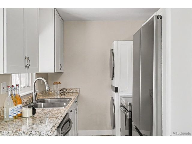 3041 S Glencoe St, Denver, CO 80222