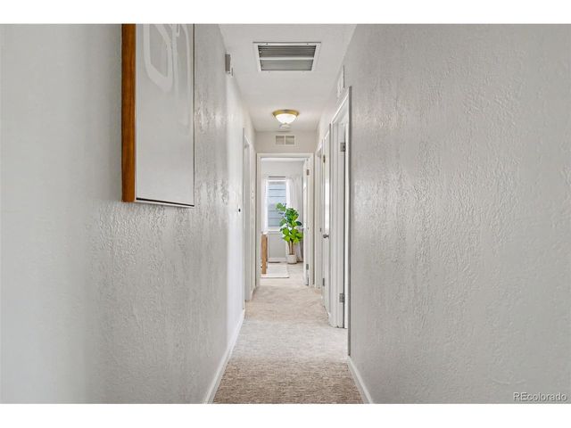 3041 S Glencoe St, Denver, CO 80222