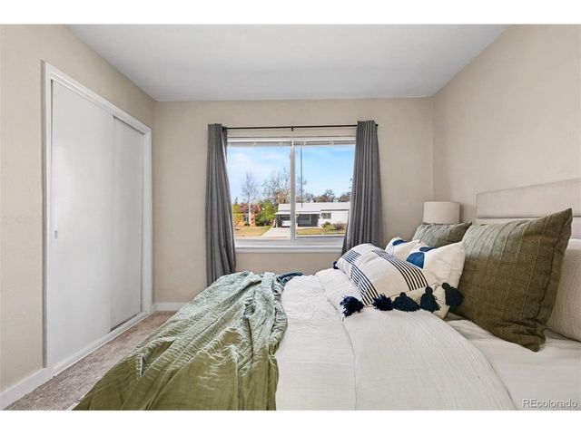 3041 S Glencoe St, Denver, CO 80222