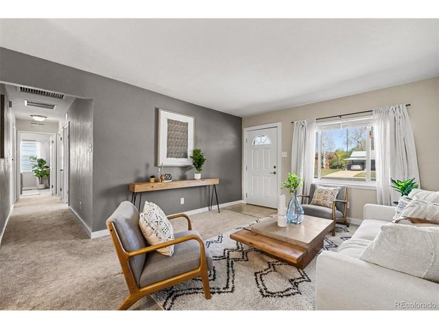 3041 S Glencoe St, Denver, CO 80222