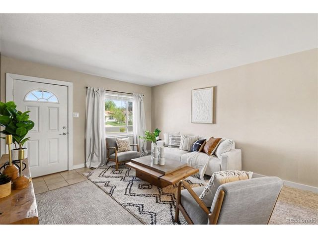 3041 S Glencoe St, Denver, CO 80222